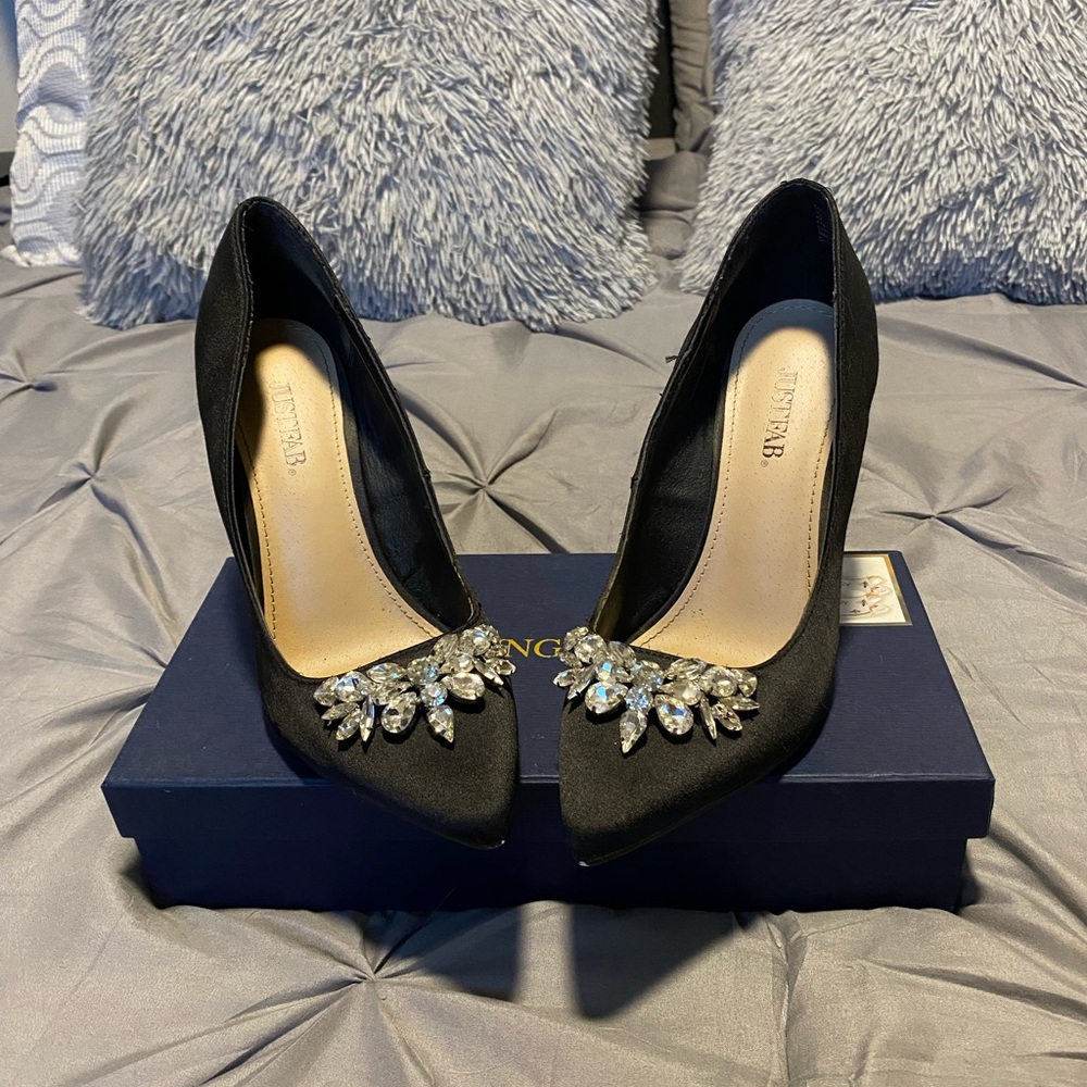 Embellished JustFab Pumps - Picture 6 of 9